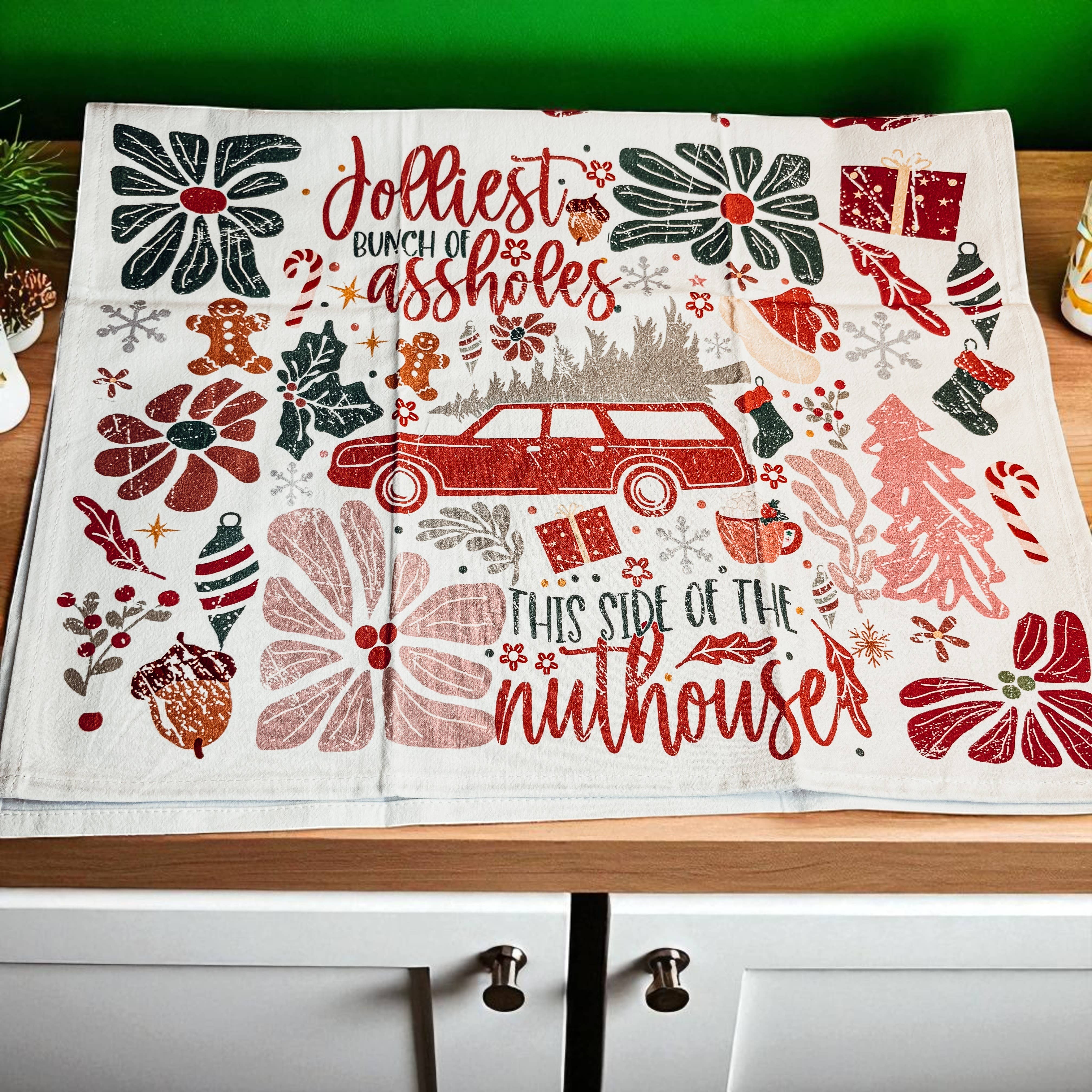 Gia Roma - Wholesale Tea Towel - Vintage Santa Holiday Kitchen Towel & Decor | Pink Christmas86