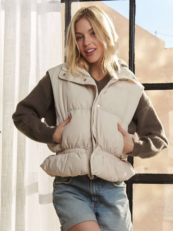 CEJ3872- PUFFERVÄST MED MARKERAD MIDJA för wholesale av ADORA LA