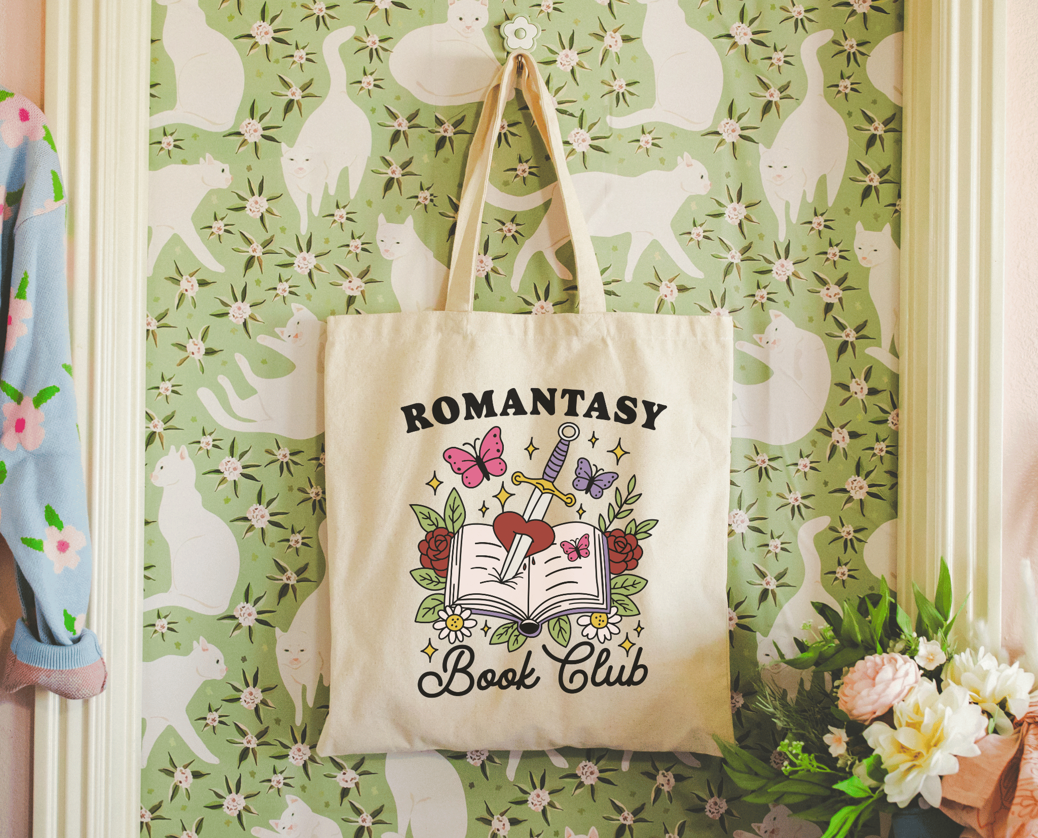 Literari Goods, Co | Book Themed Candles + Gifts – wholesale Bärkasse - Dam – Bokisk tygväska i duk - romantacy bokklubb2