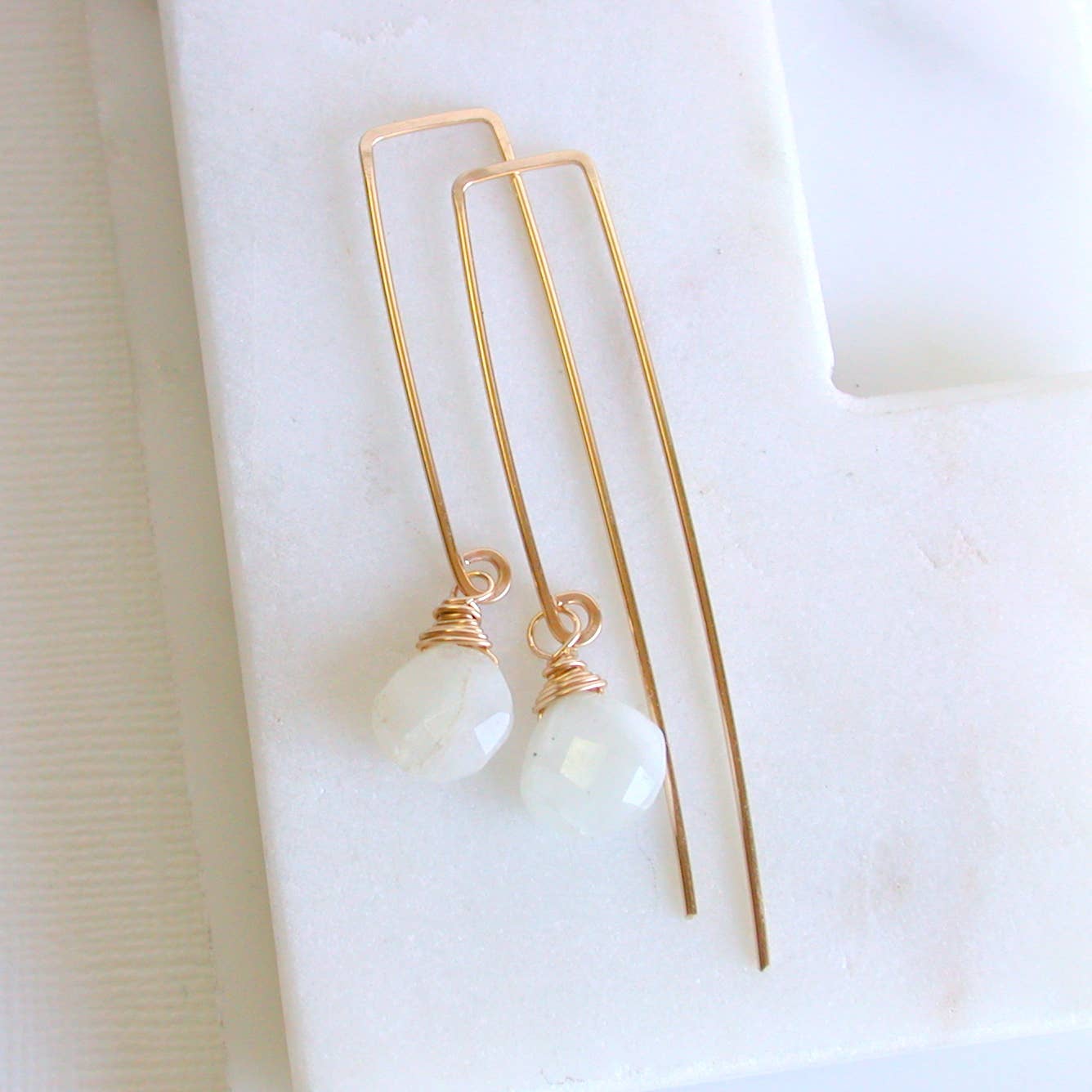 Linda Trent Jewelry - Vendita all'ingrosso Orecchini pendenti - Infila pietra di luna