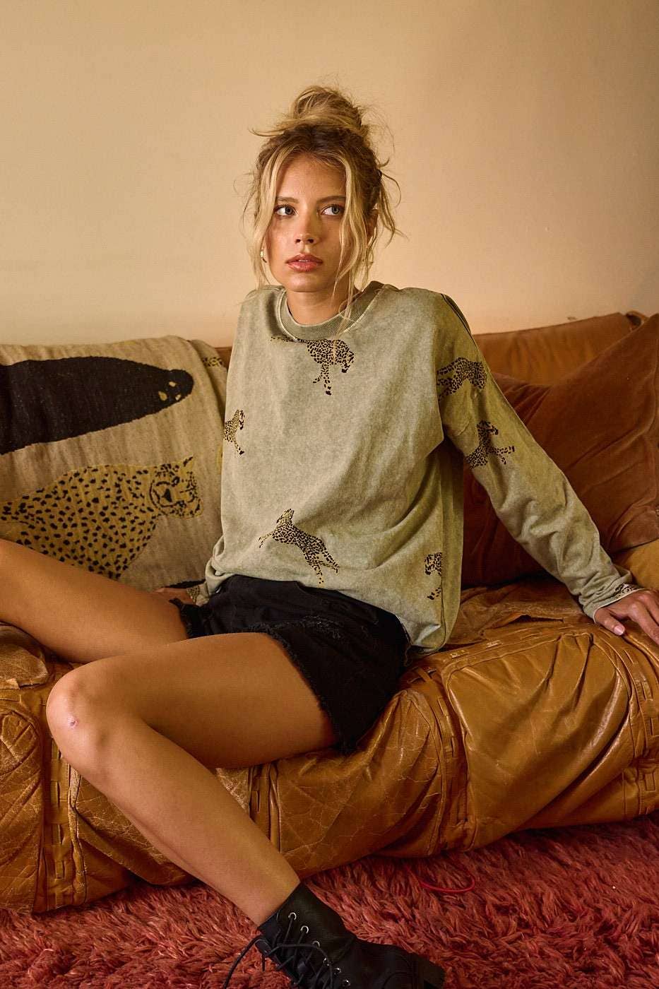 mittoshop - Wholesale Knit Top - Women's - MINERAL WASH CHEETAH PRINT LONG SLEEVE TOP3