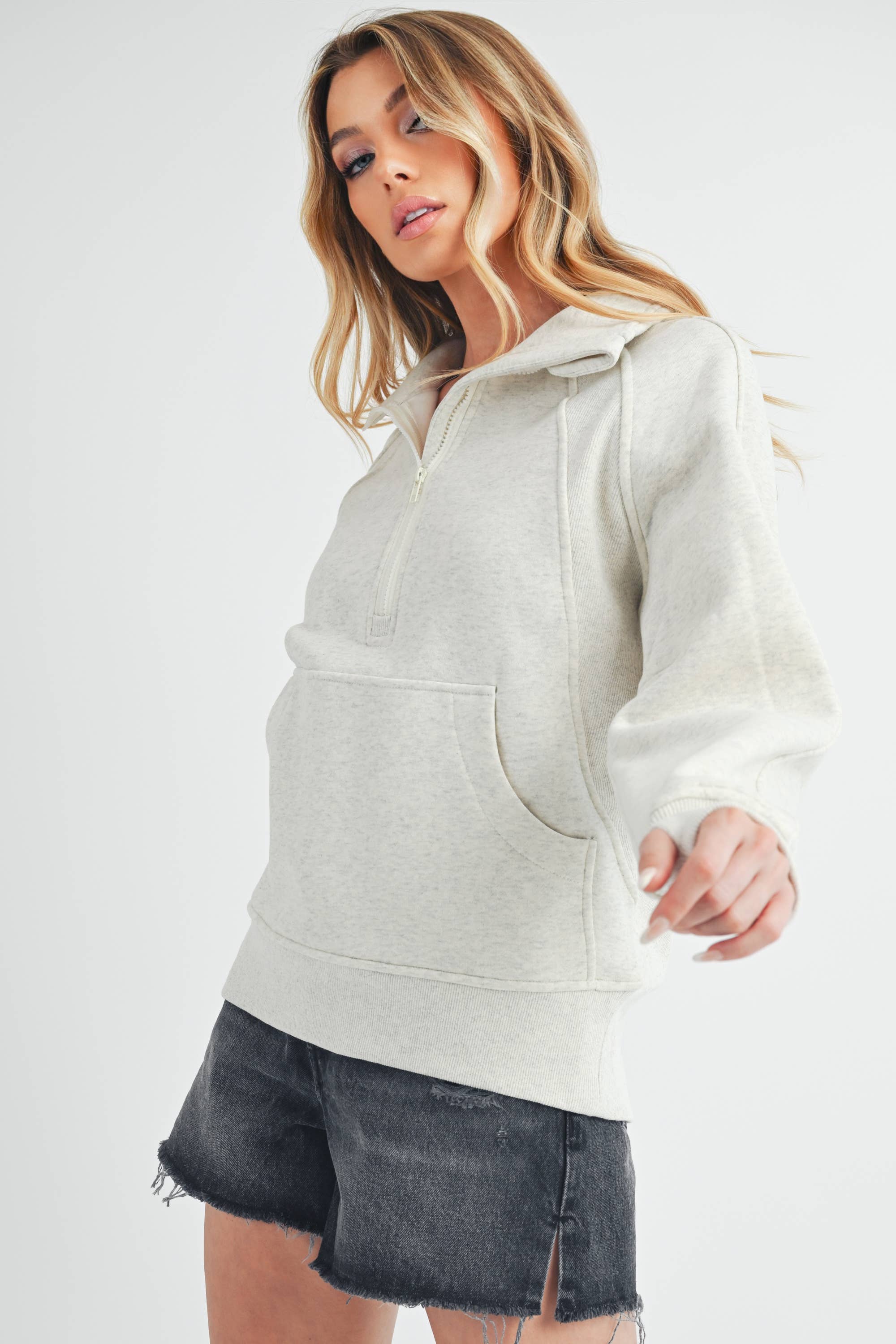 AEMI + CO - Wholesale Sweatshirt - Dames - 986DK lange Dove trui met halve rits en col17