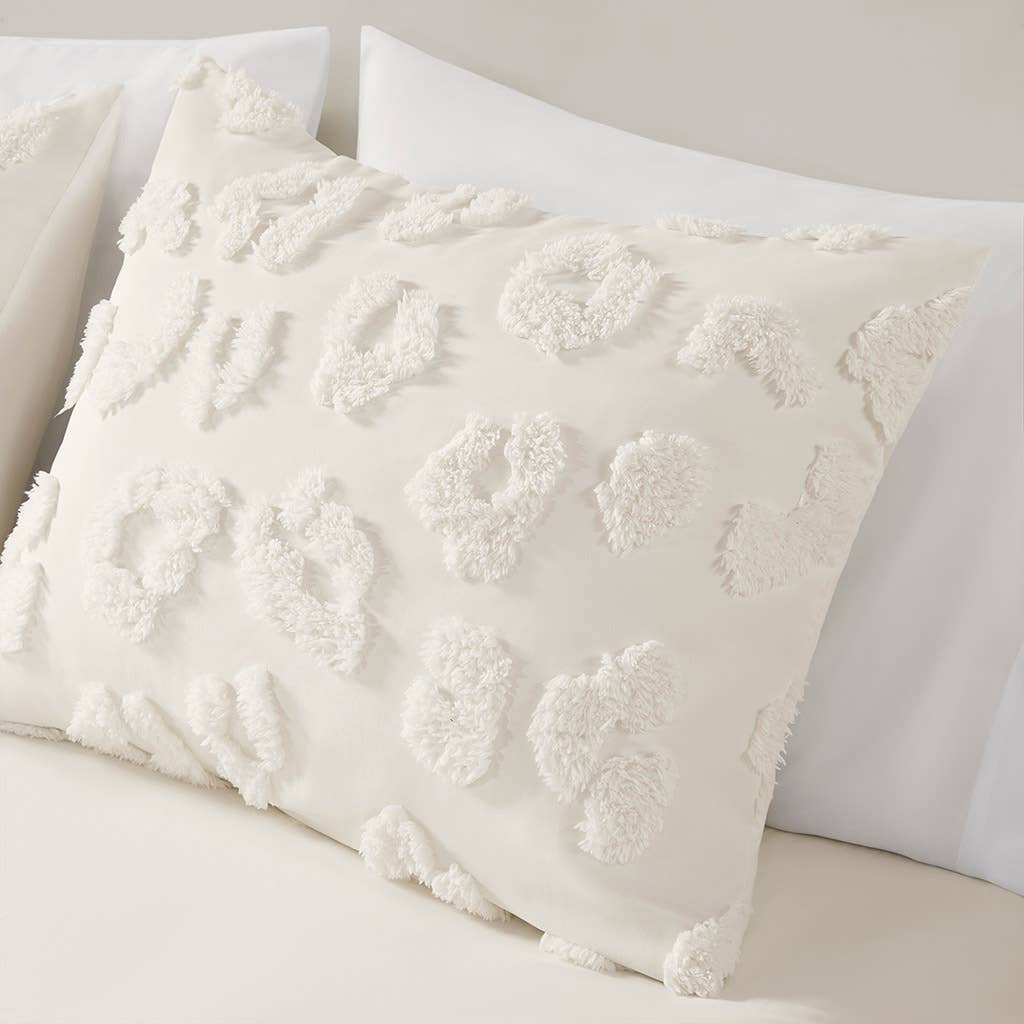 Olliix - Wholesale Bedding Set - Clipped Chenille Textured Animal Duvet Cover Set, Off-White2
