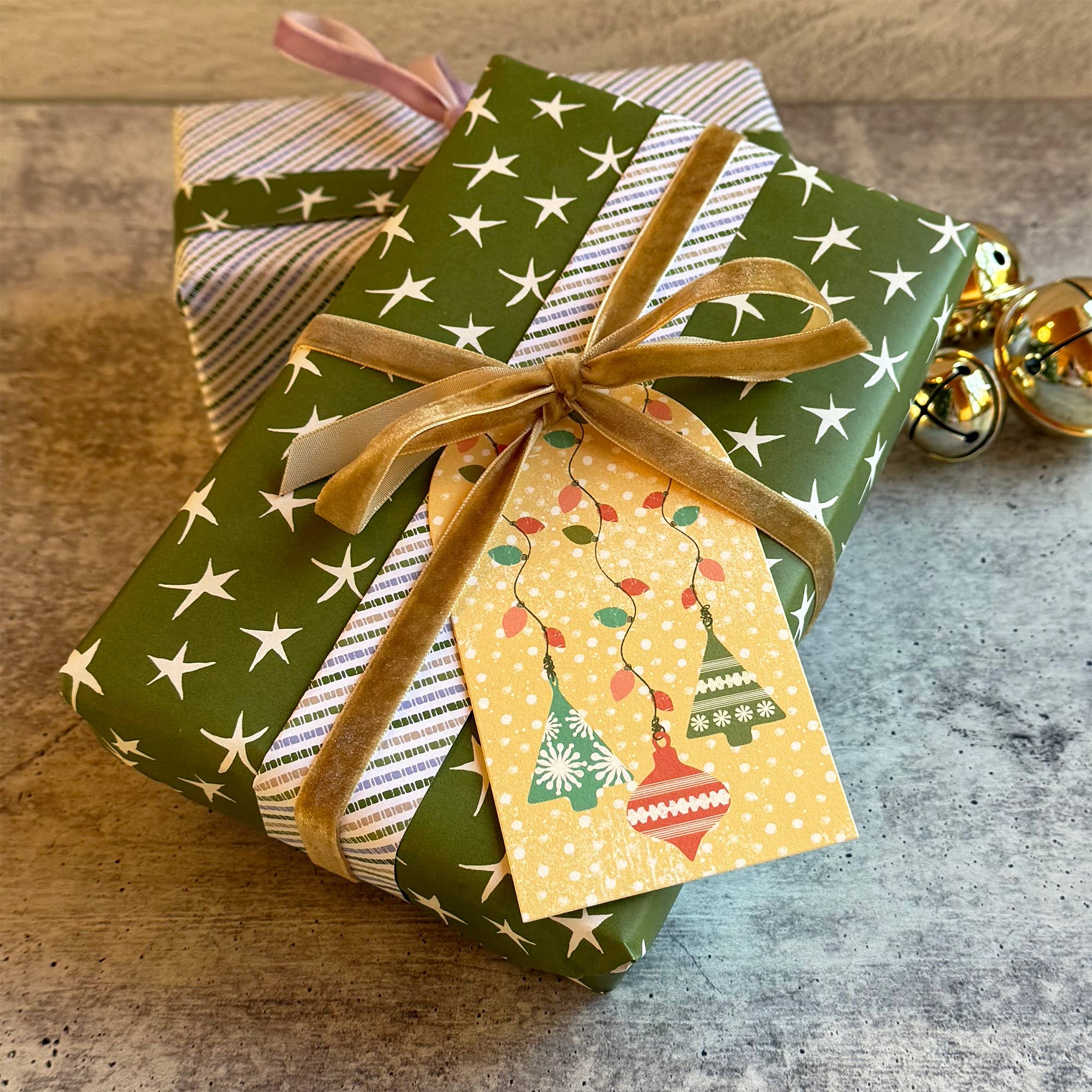 Slow Notes - Vente Feuille de papier cadeau - Papier d'emballage kraft double face – Étoiles et rayures5