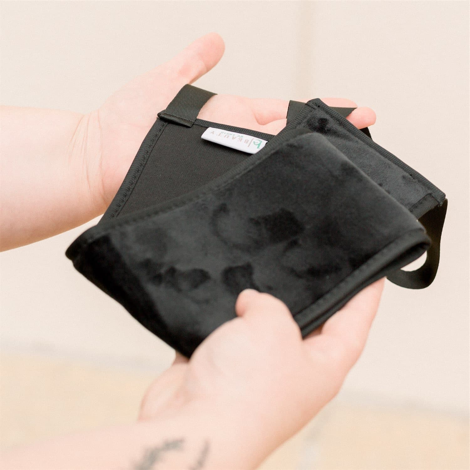 Beauty By Earth - Vente Autobronzants - Applicateur de dos autobronzant3