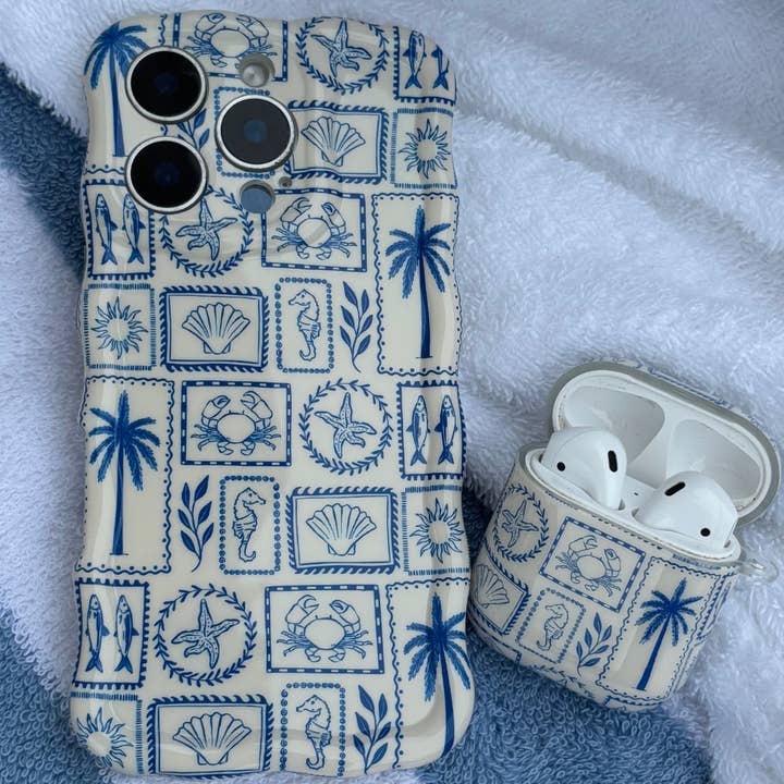 Coconut Lane - Wholesale Earphone/Headphone Case - Unisex - Airpods Case - Malibu Drive5