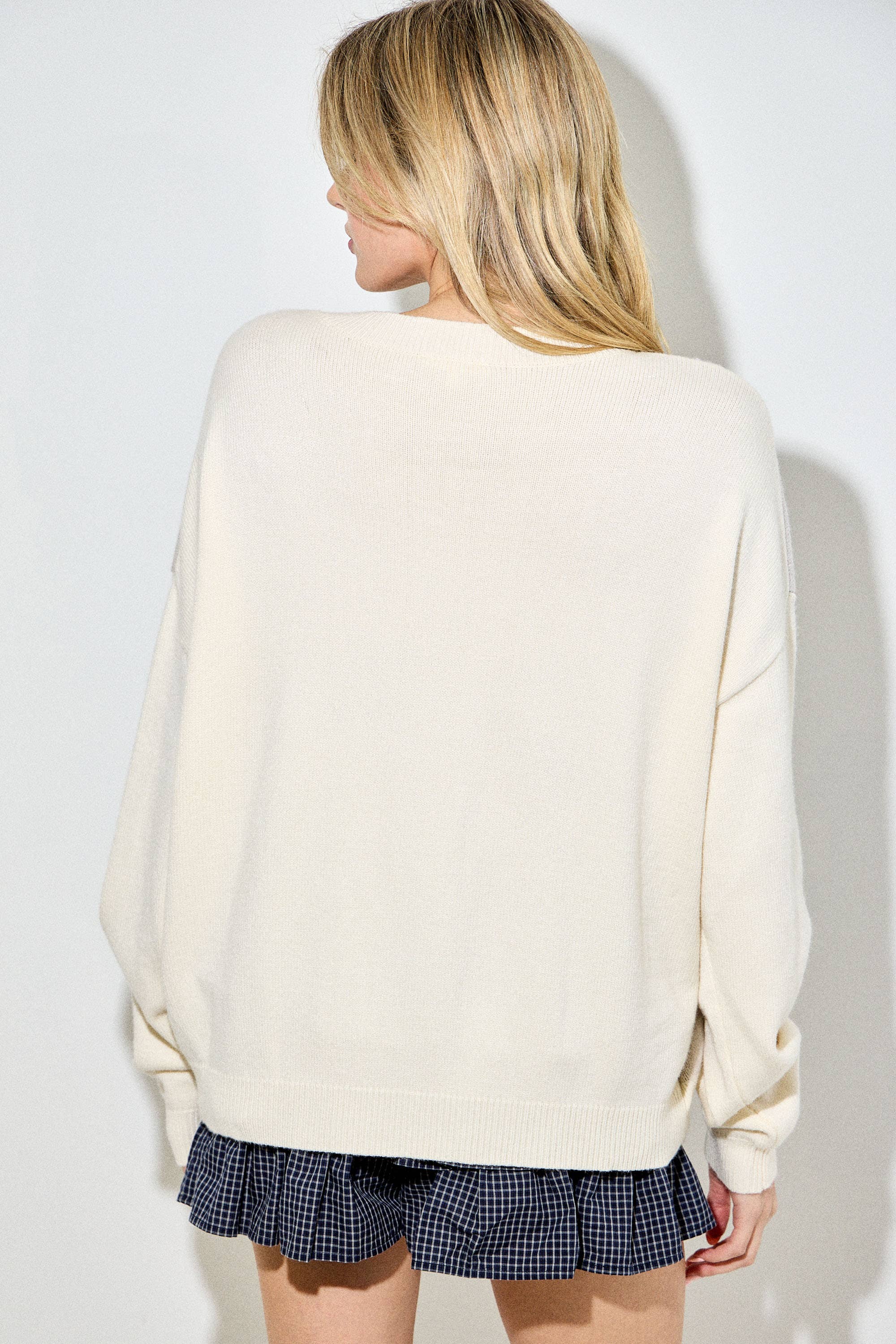 SAHNE Dackel-Intarsienpullover für den Großhandel auf Faire4