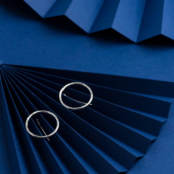 Orecchini Hoop threader - Collezione Elsker per la vendita all'ingrosso da parte di Hannah Weston Jewellery