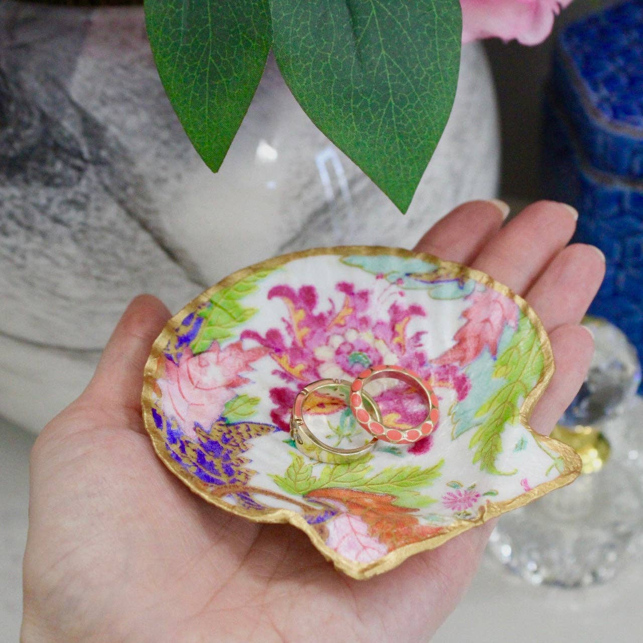 Traci's Beads - Wholesale Jewelry Dish - Audrey Shell1