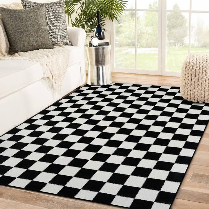 Luxe Weavers Checkered Geometric Area Rug for wholesale by Luxe Weavers
