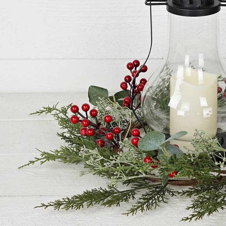 Impressive Enterprises, Inc. - Wholesale Wreath - 31950-18in(9)Wreath-Mix cedar w. berries, silver dollars