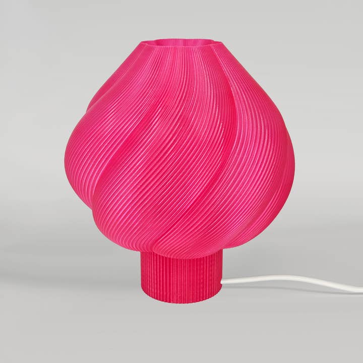 Coast Fig - Wholesale Accent/Desk Lamp - Concha ondulada - Rojo frambuesa1