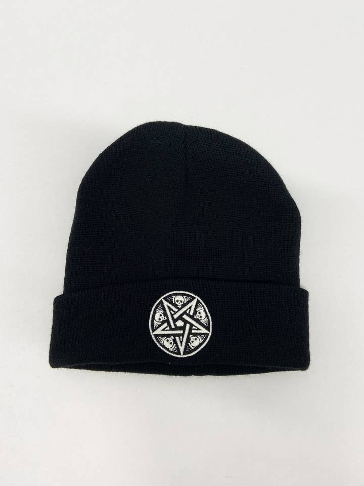 Gorro Pentagrama Caveira por atacado de Pamela Mann