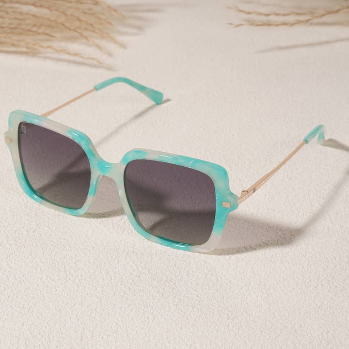 Fenna&Fei - Wholesale Sunglasses - Women's - Square Sunglasses