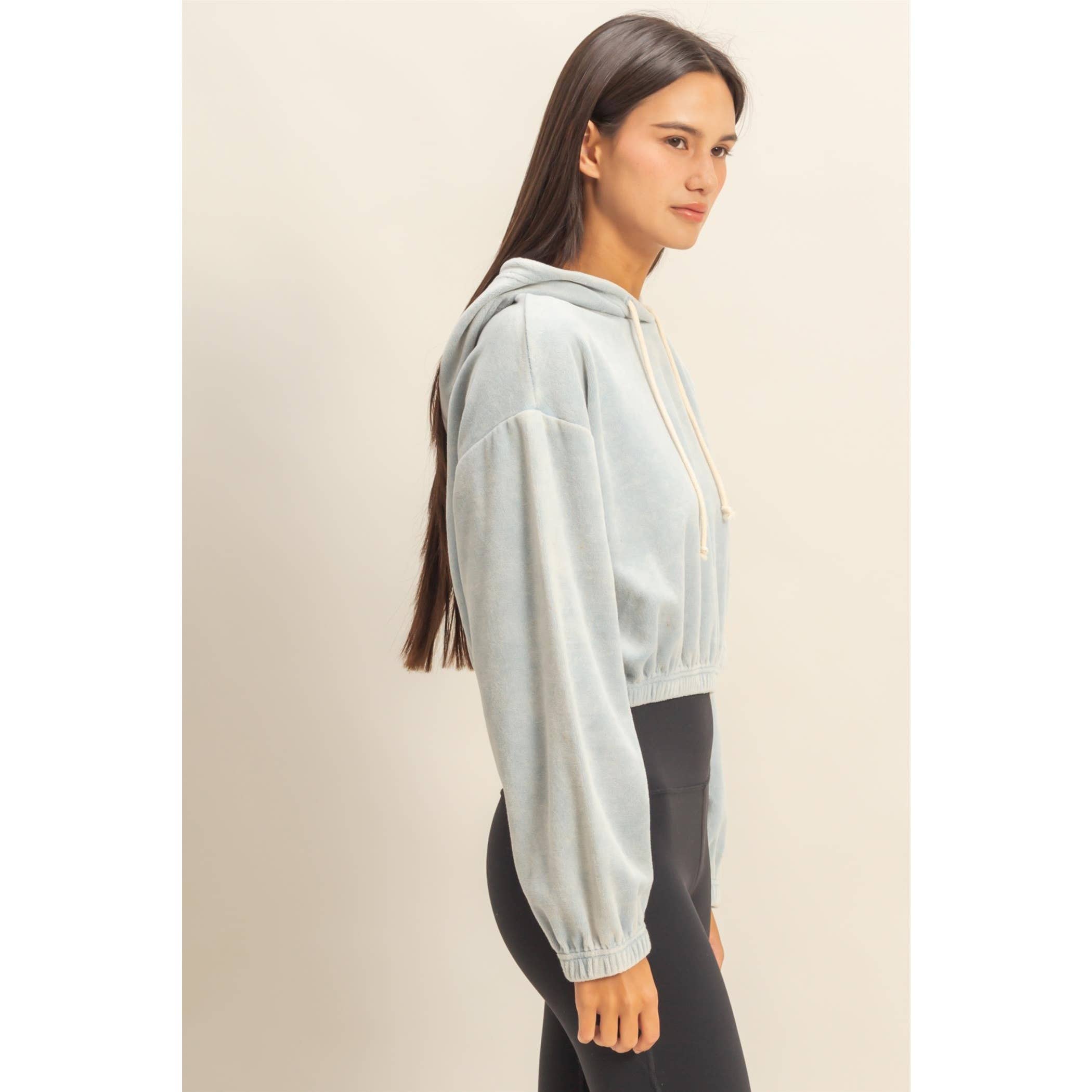 HYFVE – Engroshandel Hoodie – Kvinder – Beskåret velour hættetrøje2