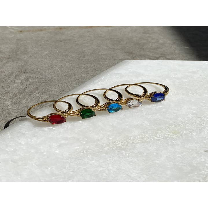 WEISSER EDELSTEINRING für den Großhandel von ROCKY ROSA