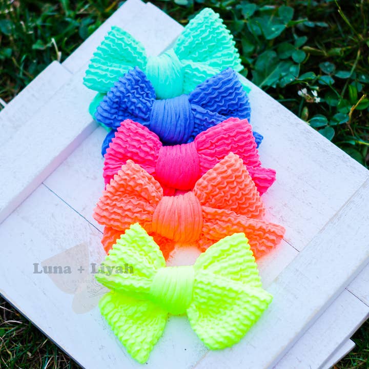 Legato a mano - Brights per la vendita all'ingrosso da parte di Luna + Liyah