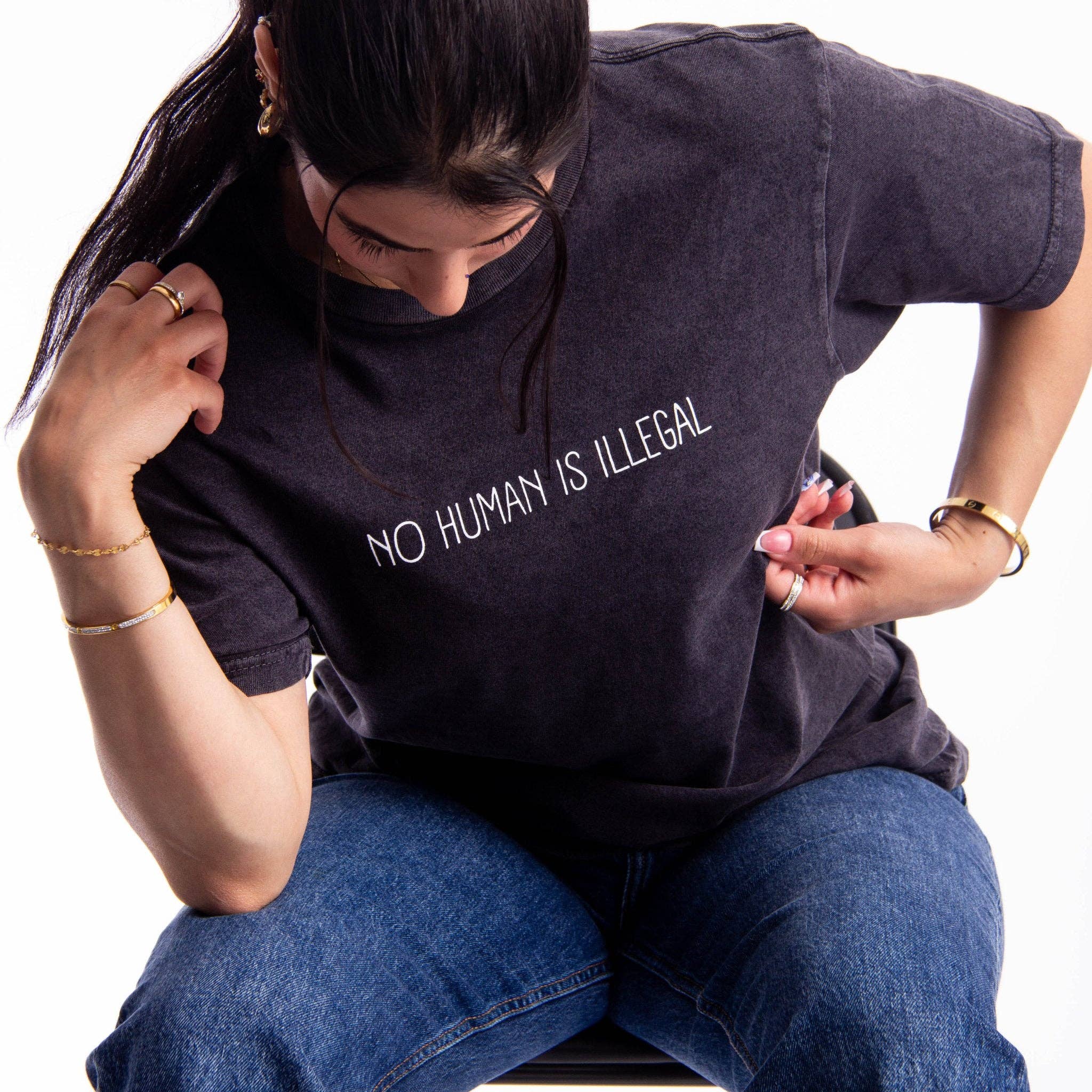 Wear The Peace - Vente T-shirt sérigraphié – homme - T-shirt Aucun Humain N'est Illégal1