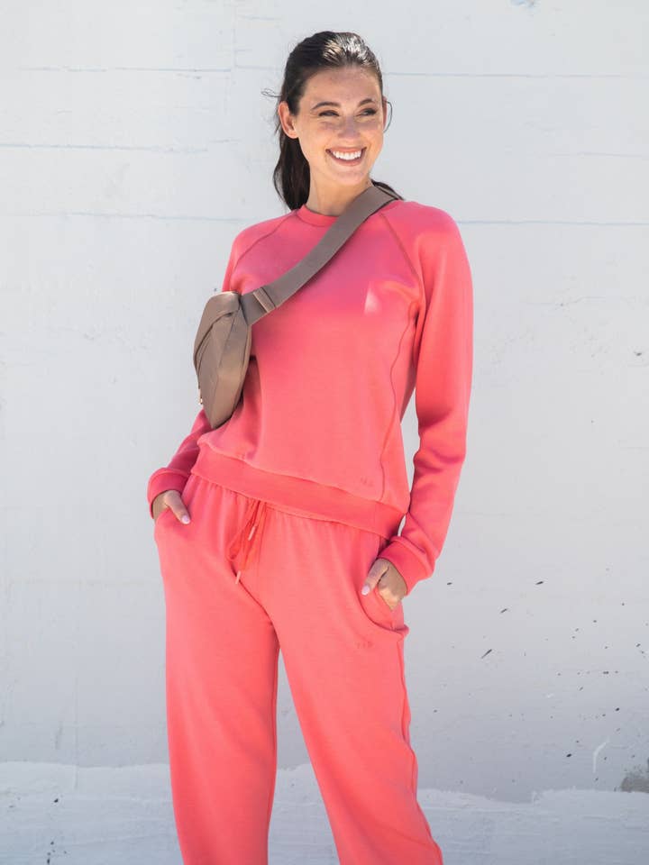 Sleek Crew – Softest Crewneck Sweatshirt for Women for wholesale by Nux Active