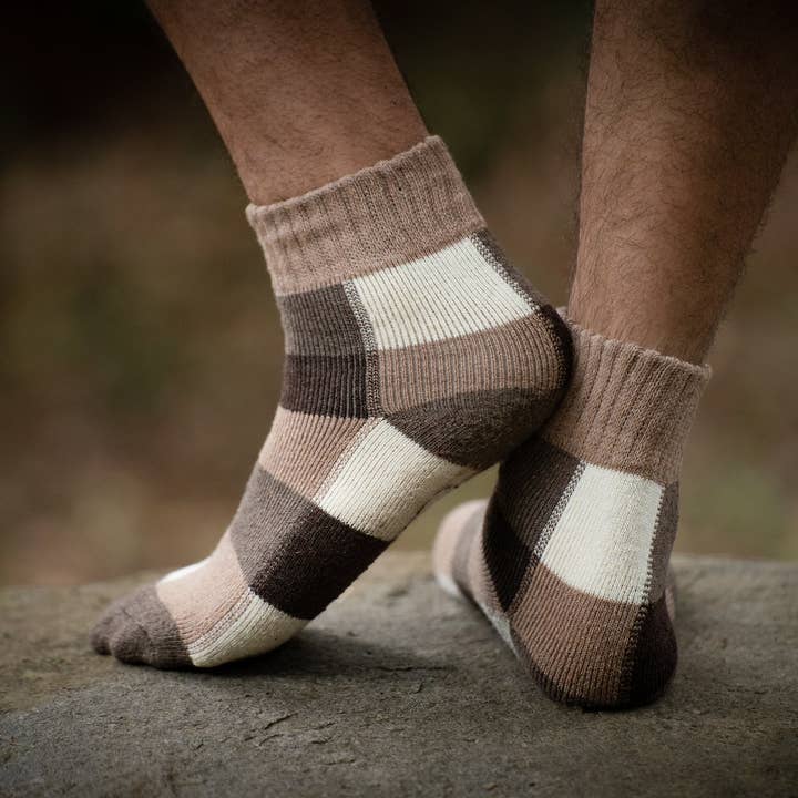 Arya Clothing - Wholesale Socks – Unisex - Organic Wool Socks - Brown1
