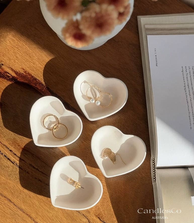 CandlesCo Australia - Wholesale Sieradenschaaltje - Het Kleine Hart | Sculpturale Snuisterijenschaal1