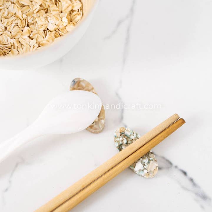 Tonkin Handicraft - Wholesale Spoon rest - Seashell Brown Oval Pillow Chopstick Rest1