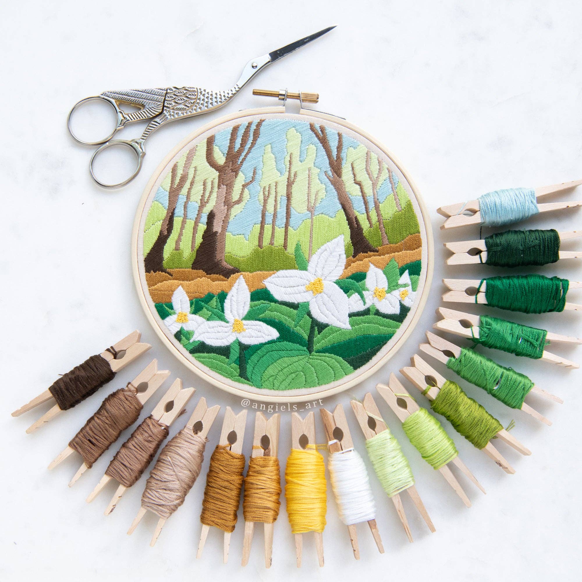 Angiels Art - Wholesale Craft Sewing Kit - Trillium DIY Embroidery Kit3