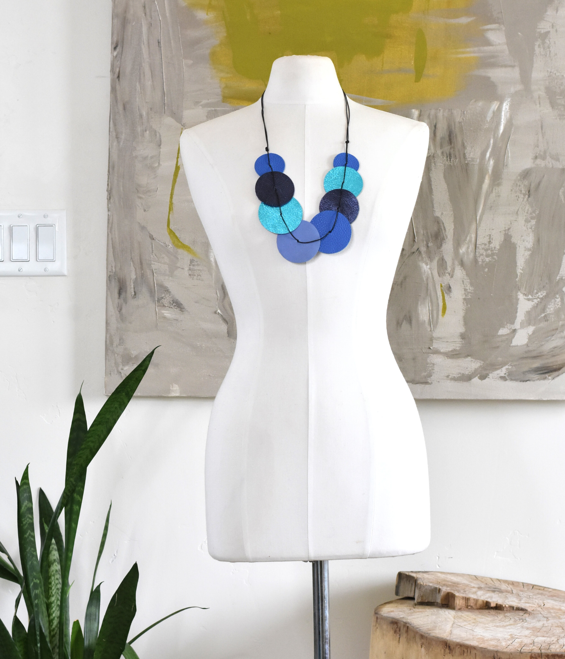 Pattern Gems - Wholesale Bib Necklace - Beach Necklace in Blue Tones1