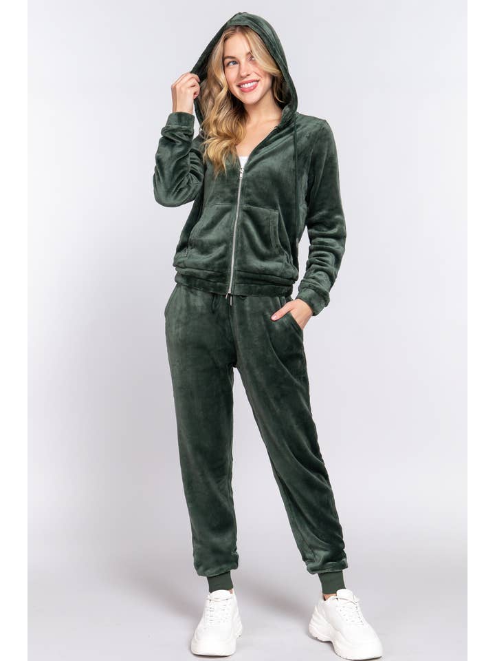 42POPS - Wholesale Lounge Set - Women's - "....Velvet Faux Fur Jacket & Jogger Pants Set6