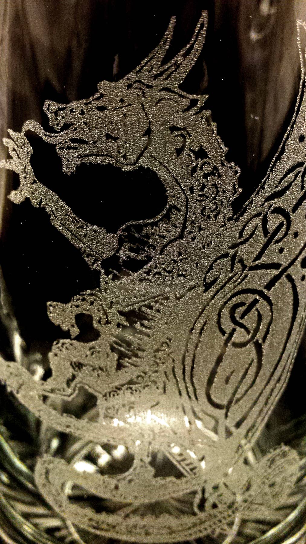 Lyoncraft - Wholesale Beer Glass/Mug - Celtic Dragon Engraved 26oz Beer Stein, Glass Beer Mug5