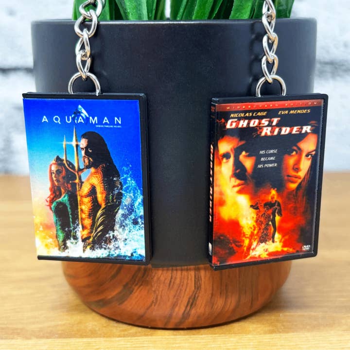 BitsyLabs - Wholesale Keychain - Unisex - Superhero Movie (A-H) Keychains6