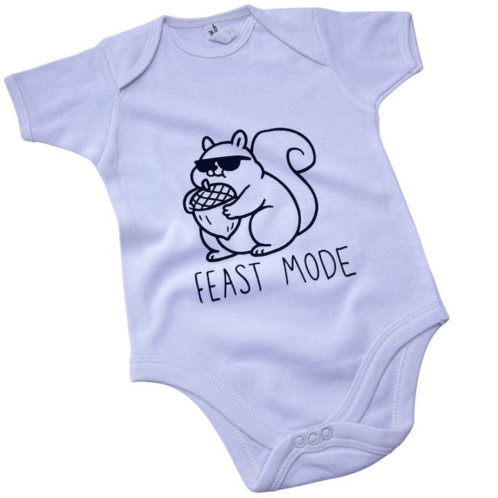 Modalità Festa Body Neonato - Divertente Body con Scoiattolo Carino Neonato per la vendita all'ingrosso da parte di ZZZEBRAAA LIMITED