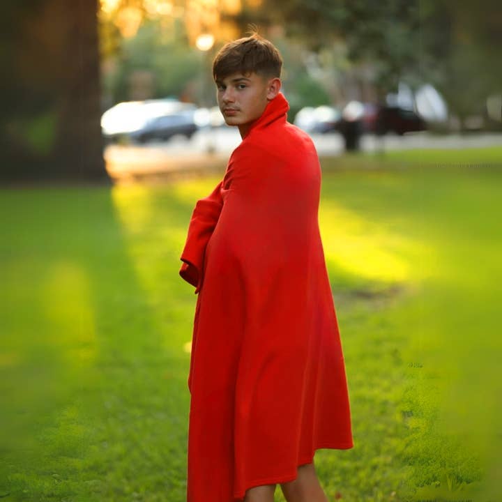 Pro Towels - Wholesale Throw Blanket - Cozy Sweatshirt Blanket – Perfect for Christmas Comfort6