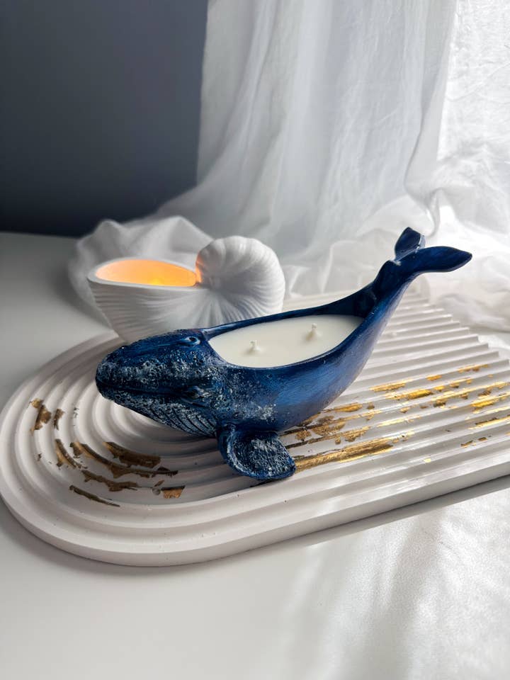 Bougie Mighty Whale pour la vente par Palette Candles
