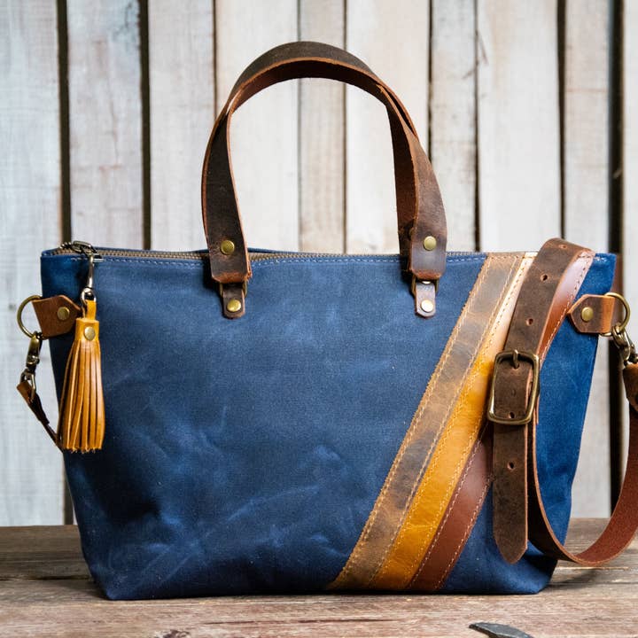 In Blue Handmade - Wholesale Tote Bag - Women's - Waxed Canvas 70's Small Bowler Bag | Lined2