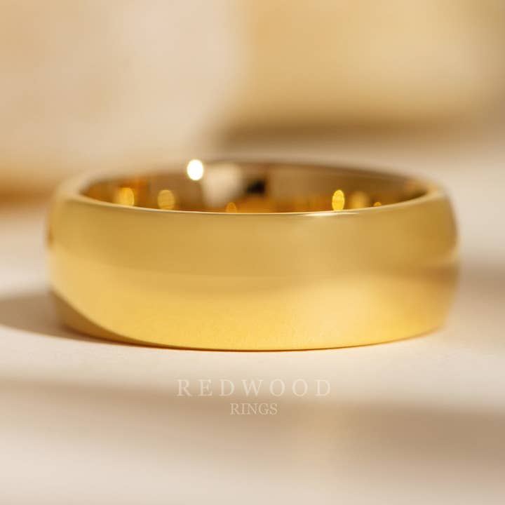 Bague en tungstène doré, finition polie, 8 mm pour la vente par Redwood Rings