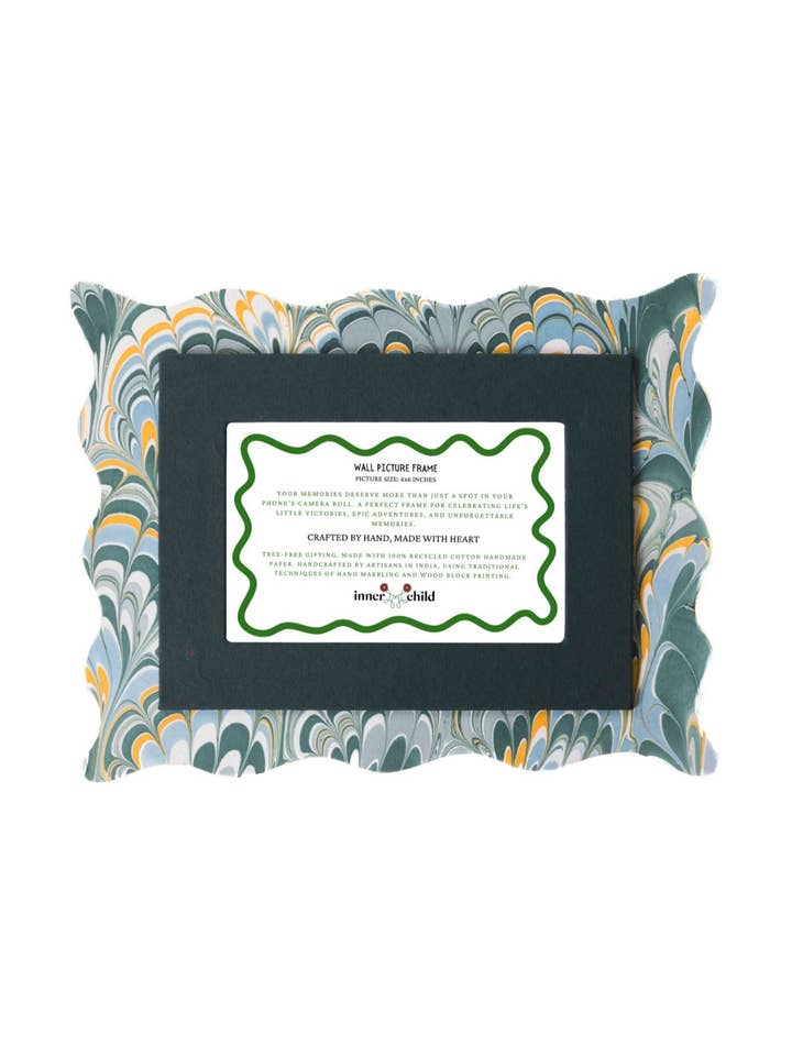 Marco de fotos jaspeado a mano con bordes ondulados azul 10x15 cm para venta al por mayor de Inner Child