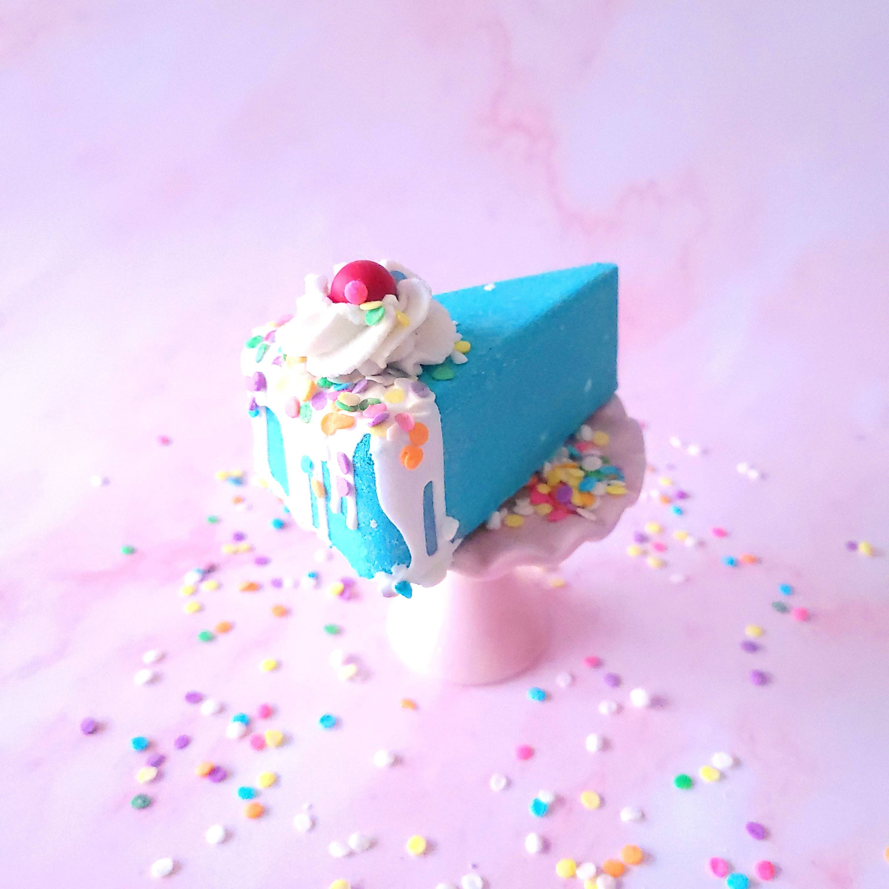 Whipped Up Wonderful - Wholesale Bath Bomb/Fizz - Birthday Cake Butter Cake Bath Bomb1