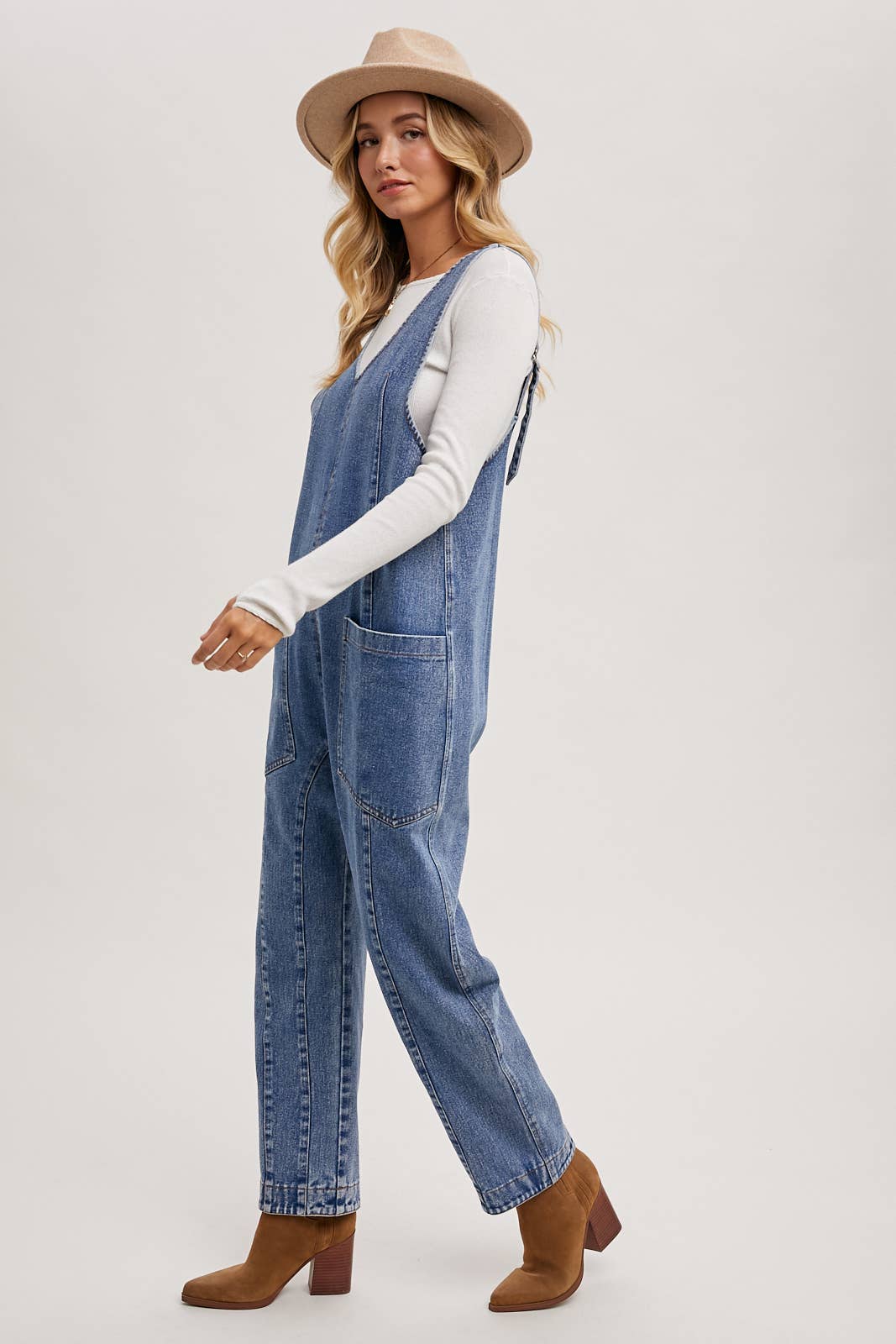 Bluivy - Wholesale Jumpsuit - Women's - DENIM JUMPSUIT IN A RELAXED FIT WITH HAREM LEGS13