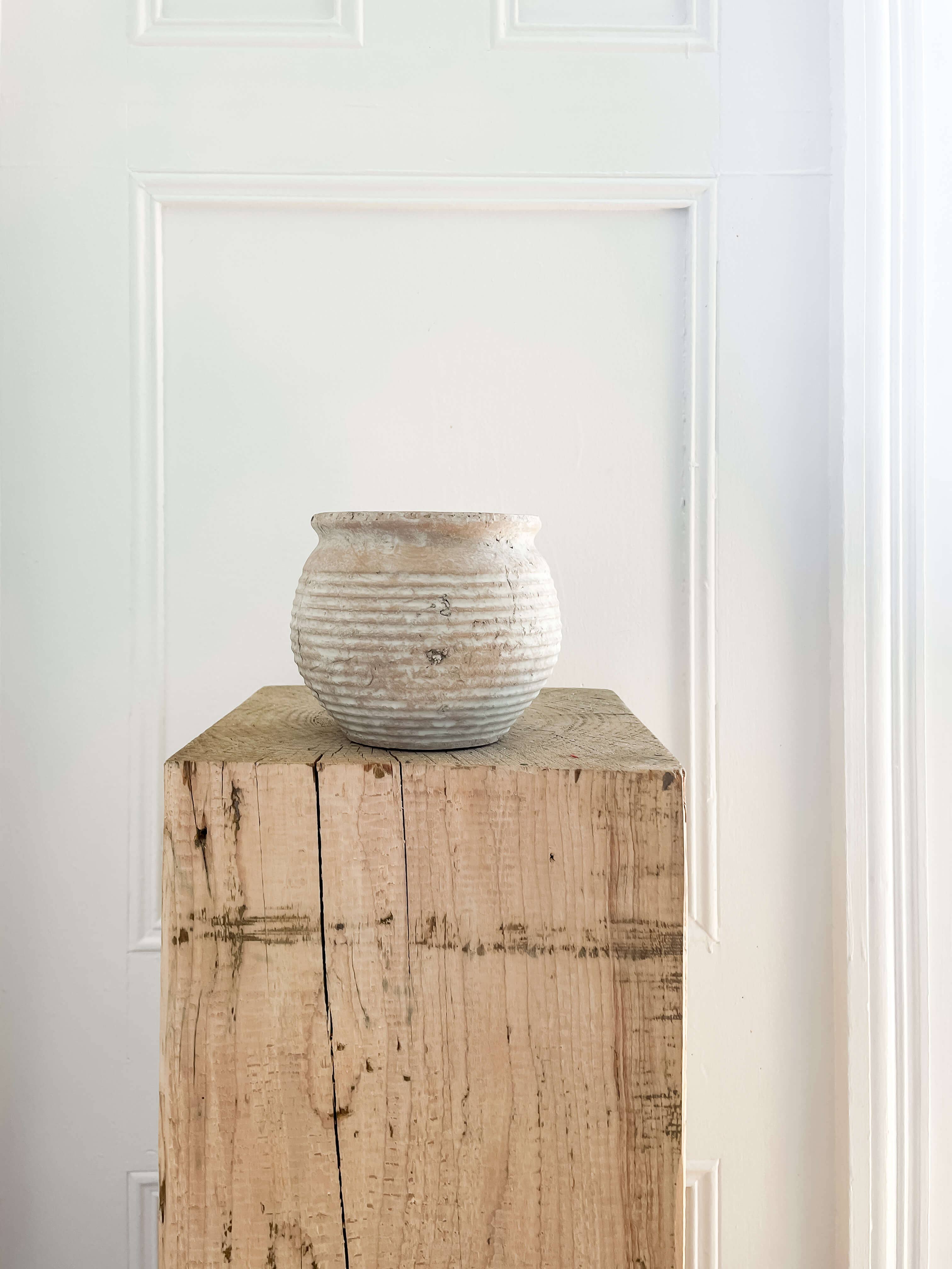 Hycroft Home Decor - Wholesale Plant Pot - Lazio Rustic Vintage-Style Terracotta Pot with Aged Look5