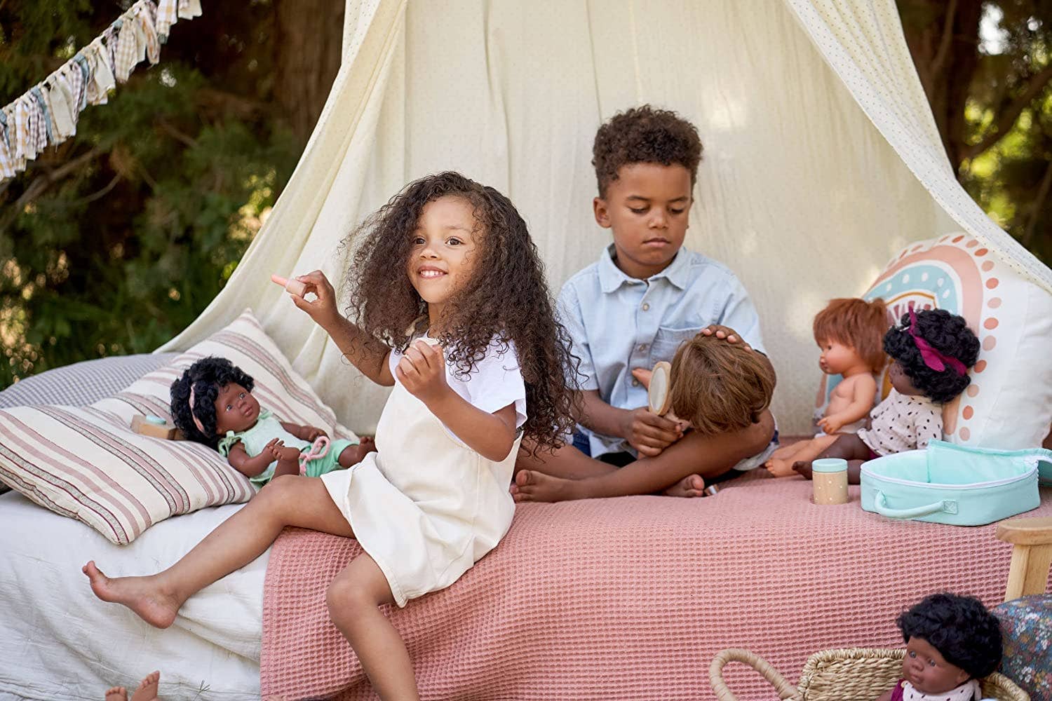 KsmToys - Venta al por mayor Muñeca - Niños - Muñeca de bebé con cabello suave y negro, niña con síndrome de Down, piel africana3