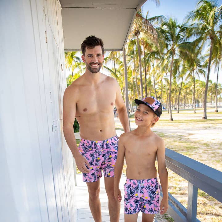 Kona Reef Men's Trunks for wholesale by Blueberry Bay