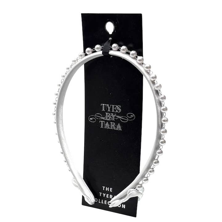 Vit pärldiadem | Centerfold vit Tyera för wholesale av Tyes By Tara