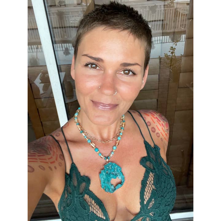 Colar- Druzy turquesa por atacado de Toxic Sadie Swimwear