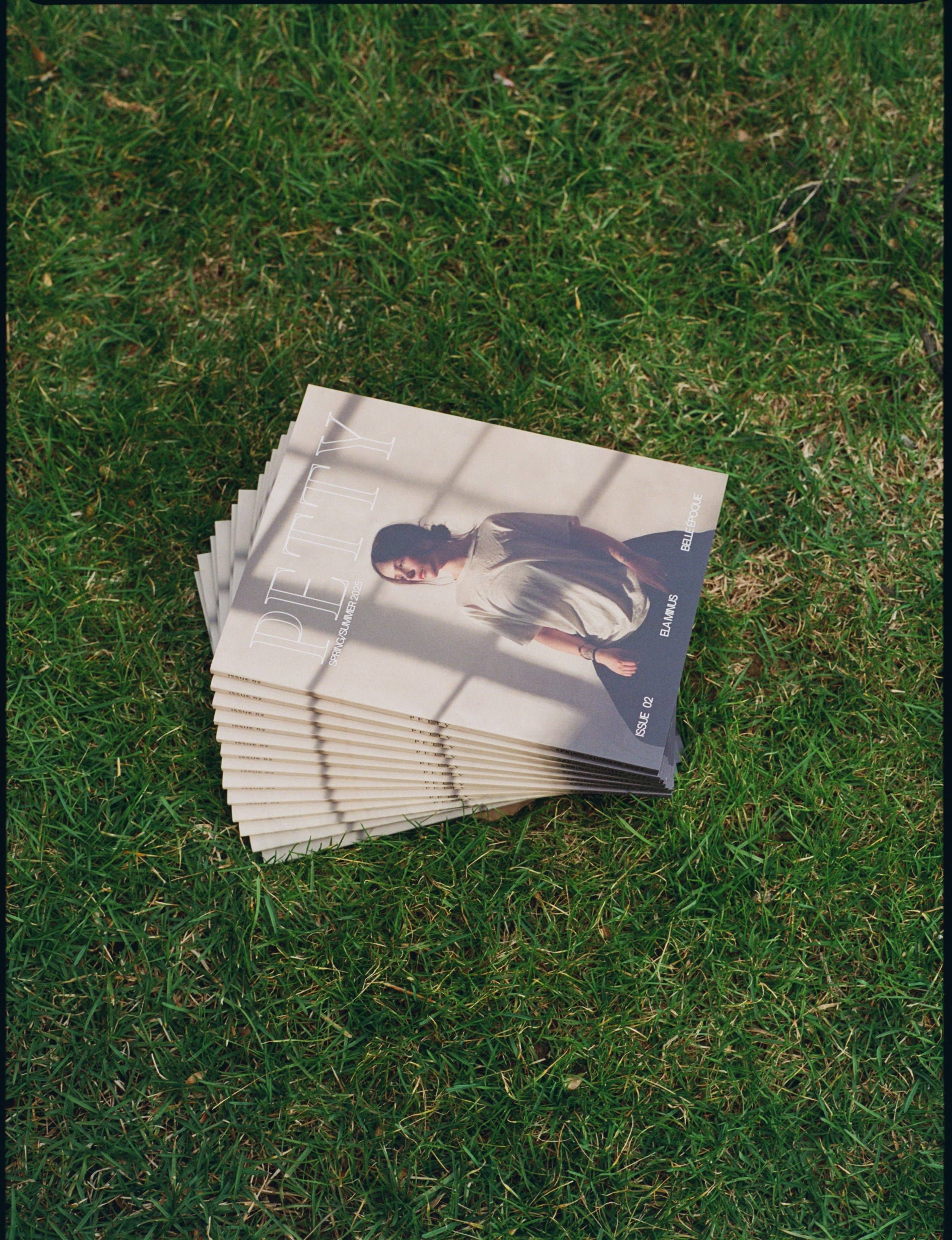 PETTY Magazine - Wholesale Magazine - Issue 02 Print1