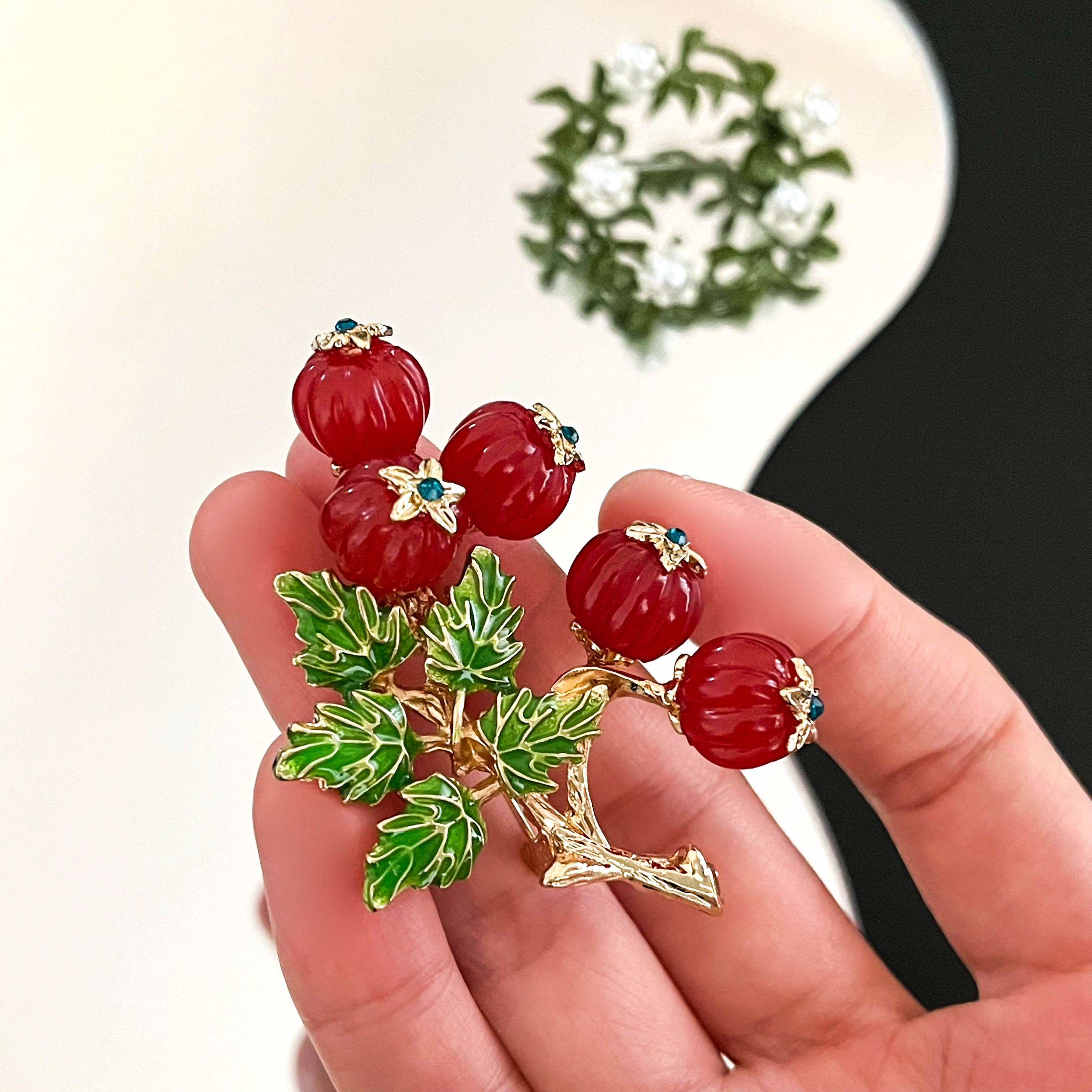 SoapElenGlen - Wholesale Brooch - Floral Plant Series Metal Brooch, Elegant Flower Lapel Pin4