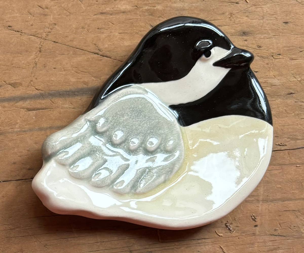 August Ceramics - Wholesale Decorative Plate/Dish/Bowl - 3" Ceramic Bird Dish assortment with Tabletop Display1