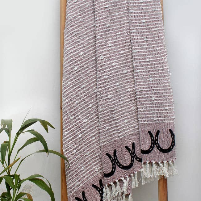 AWST Intl - Wholesale Throw Blanket - AWST Int'l Cotton Throw Horseshoes