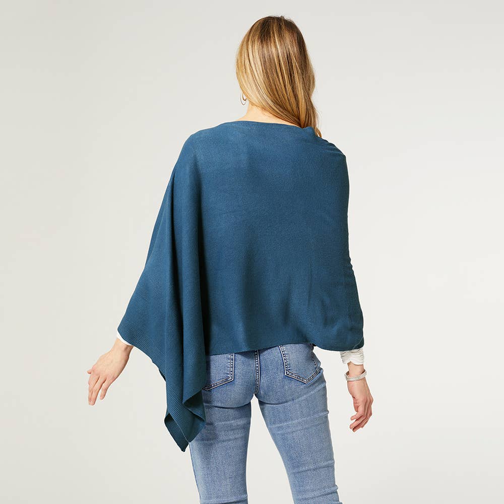 COCO + CARMEN - Wholesale Poncho - Women's - Lightweight Poncho12
