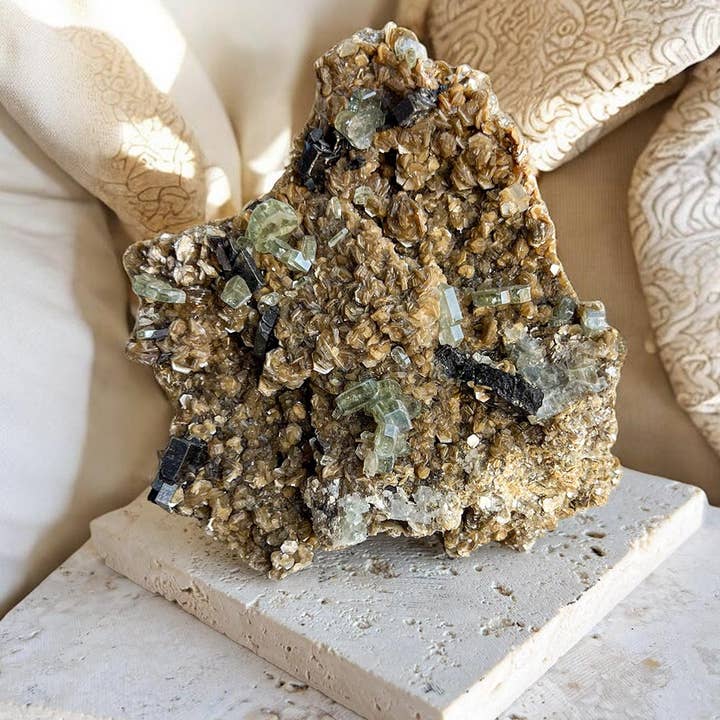 Surya Cristais - Wholesale Spiritual Stone/Crystal - Green Apatite from Panasqueira1